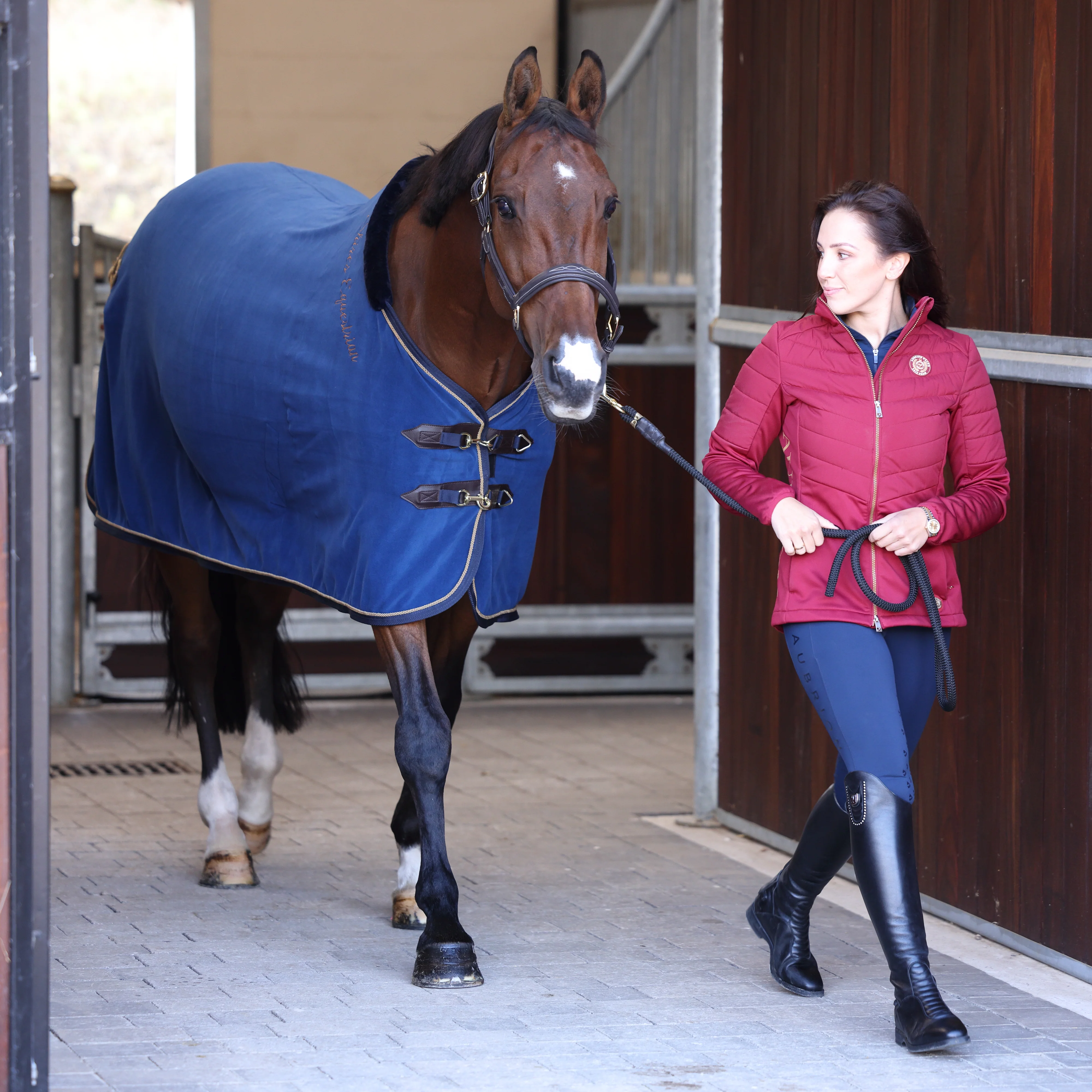 Shires Deluxe Fleece Show Rug - Image 9